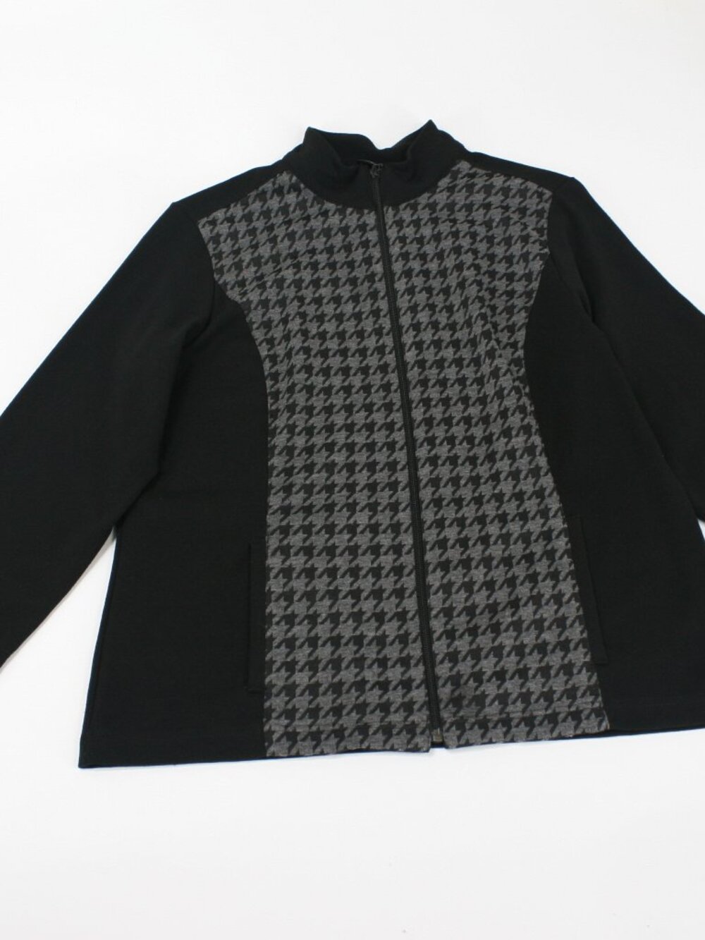 Women's Black Houndstooth Zip-Front Utility Jacket